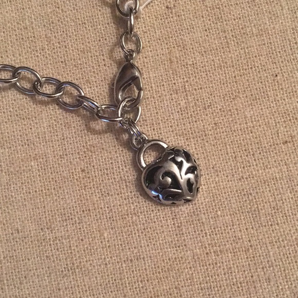 Lia Sophia "Lovey Dovey" bracelet - Picture 2 of 2